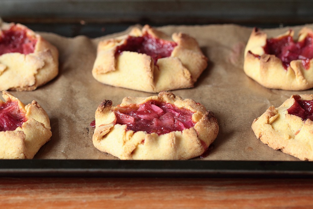 Rhubarb tarts