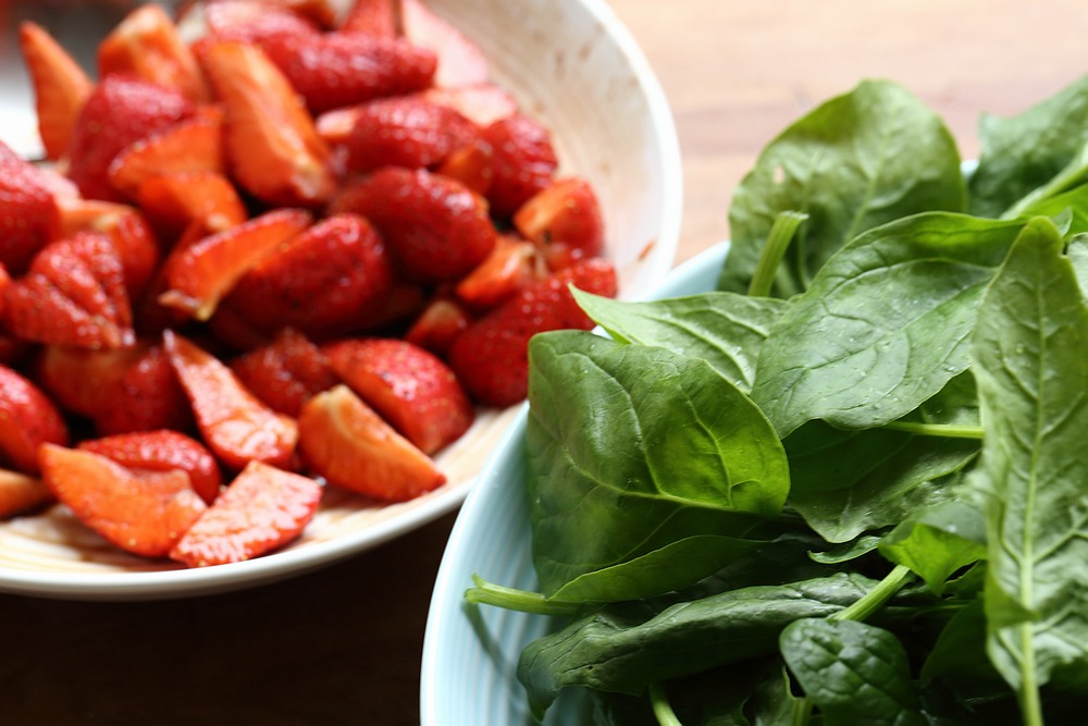 spinach and marinated strawberries