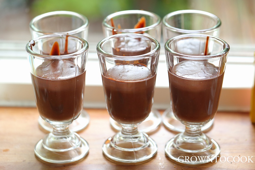 Dark chocolate pudding 