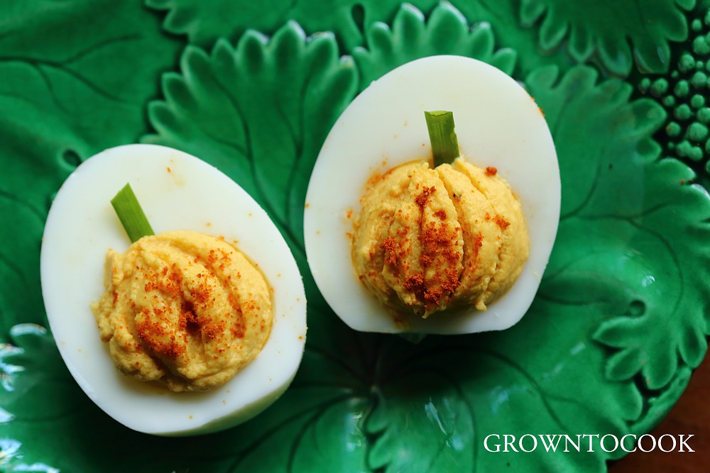 pumpkin deviled eggs