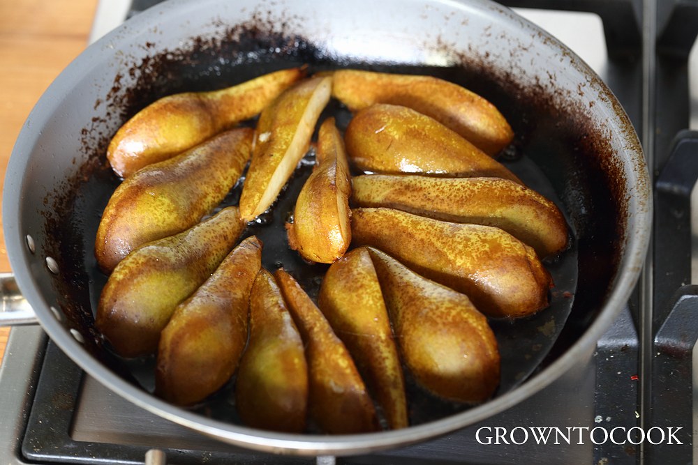 roasting the pears in butter