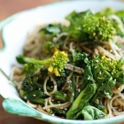 Soba noodles with cabbage and broccoli shoots